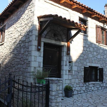 Saint George Hotel Kalávrita Kültér fotó