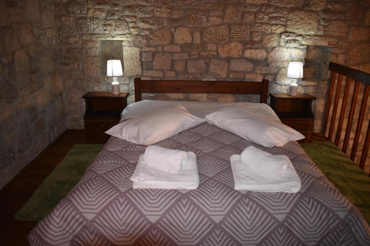 Saint George Hotel Kalávrita Kültér fotó