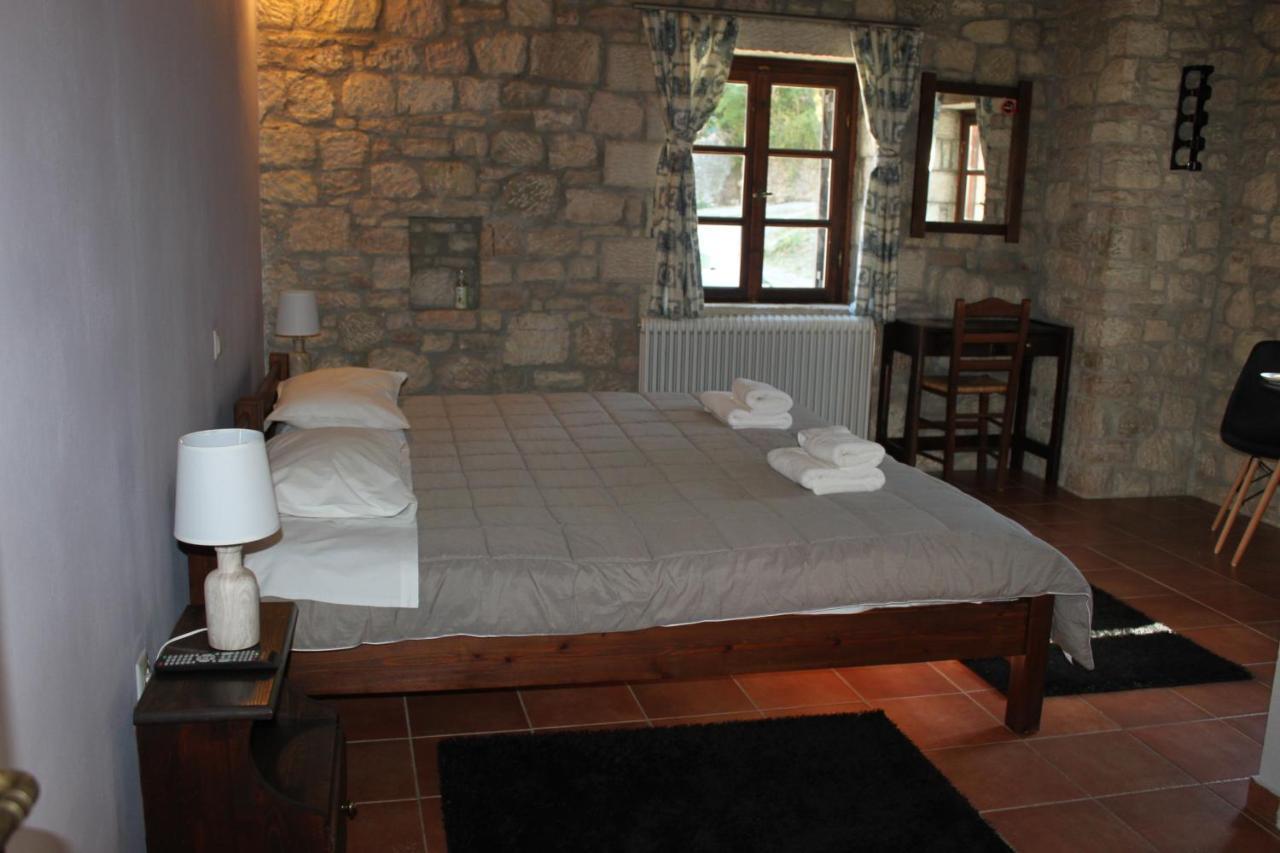 Saint George Hotel Kalávrita Kültér fotó