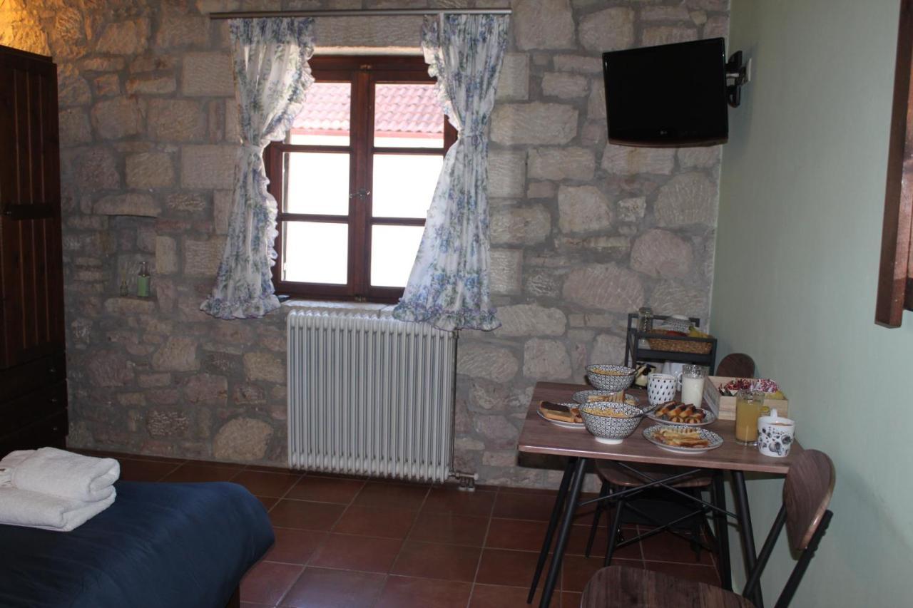 Saint George Hotel Kalávrita Kültér fotó