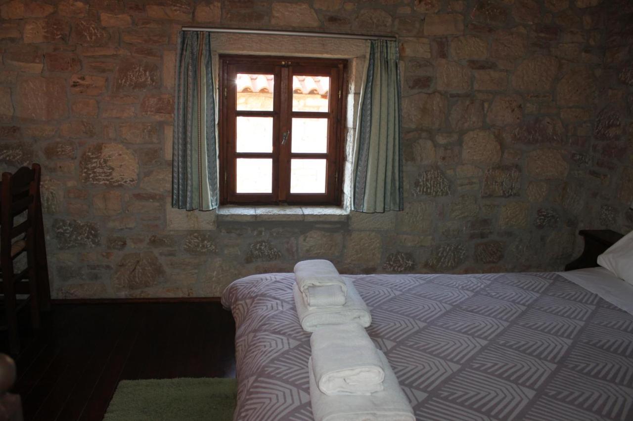 Saint George Hotel Kalávrita Kültér fotó