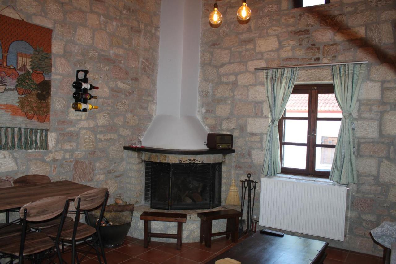 Saint George Hotel Kalávrita Kültér fotó