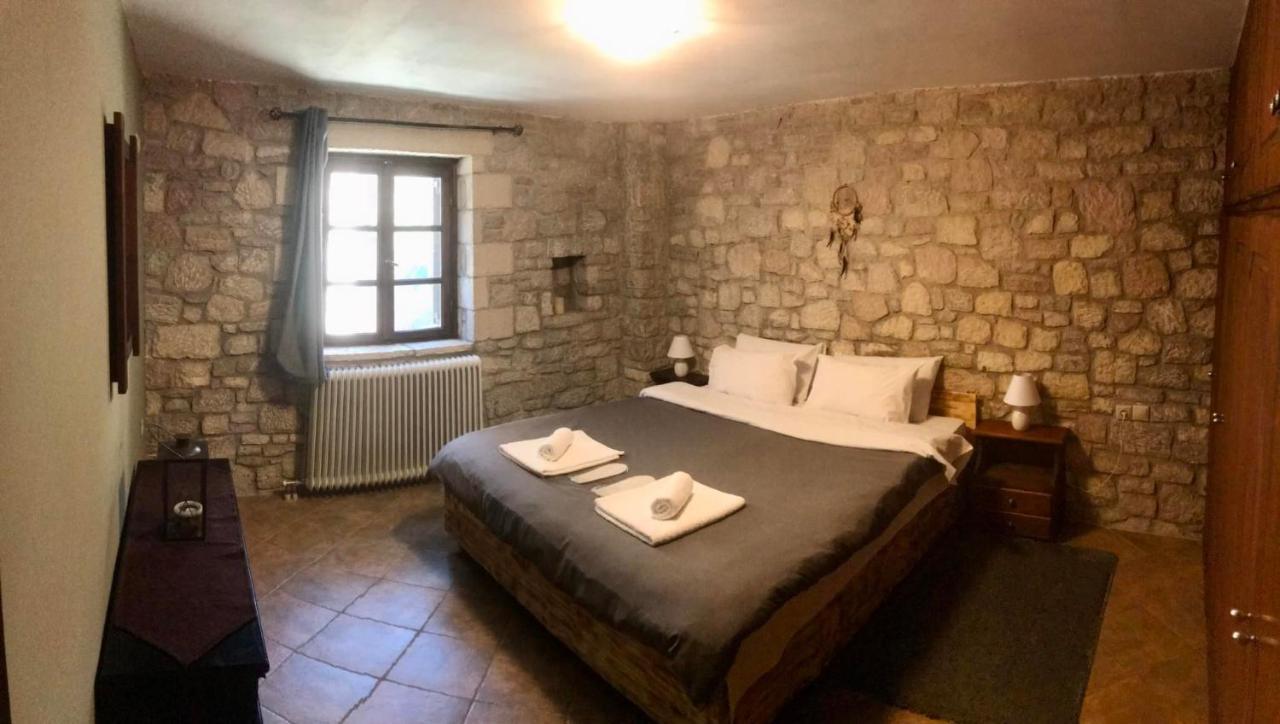 Saint George Hotel Kalávrita Kültér fotó