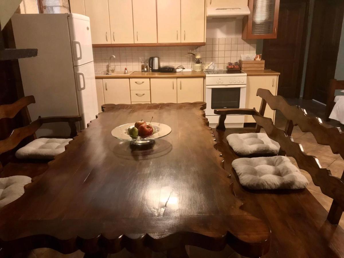 Saint George Hotel Kalávrita Kültér fotó