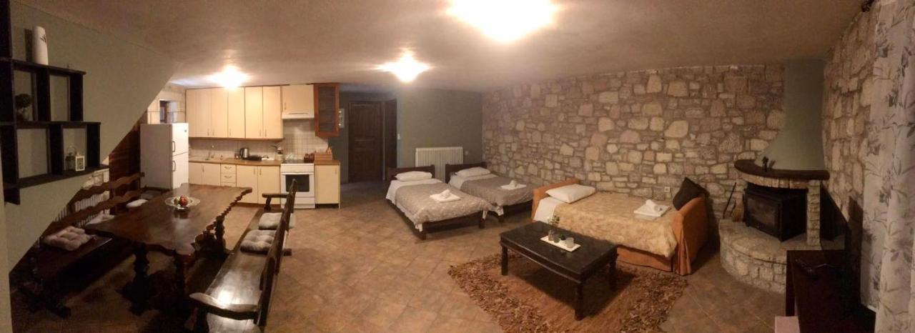 Saint George Hotel Kalávrita Kültér fotó